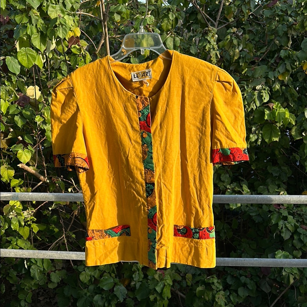 LE ART Vibrant Vintage Funky Mustard Yellow Blouse Size Unkown